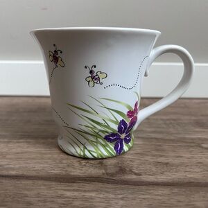 Mary Kay "Beelieve You Can Succeed" ceramic coffee mug featuring bumblebee bee